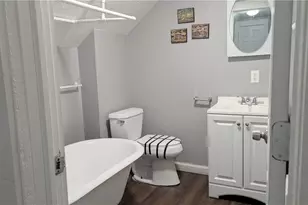 689 Kling St, Akron, OH 44311 - Photo 20