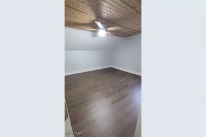 689 Kling Street, Akron, OH 44311 - Photo 16