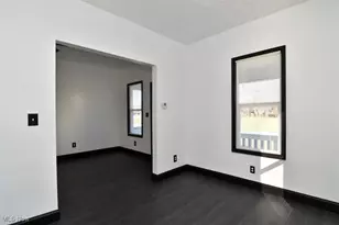 1321 W 10th St, Lorain, OH 44052 - Photo 12