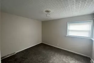 6161 Lily Ln SE, Amsterdam, OH 43903 - Photo 6