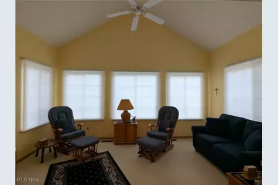 1563 Cambridge Avenue SW, North Canton, OH 44709 - Photo 4