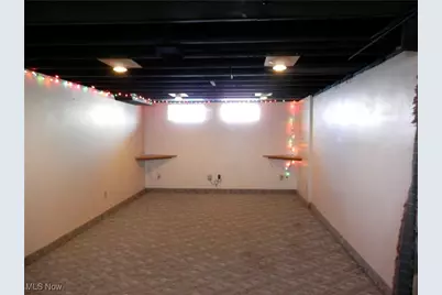 30054 Robert Street, Wickliffe, OH 44092 - Photo 20