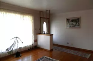 30054 Robert St, Wickliffe, OH 44092 - Photo 4