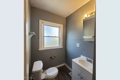 18225 Landseer Road, Loveland, OH 44119 - Photo 4