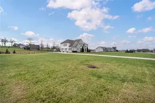 442 Madison Trail, Doylestown, OH 44230 - Photo 2