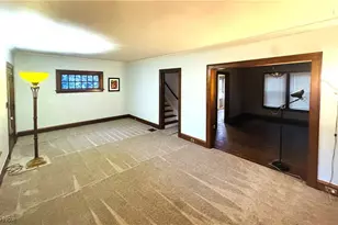 1539 Elbur Ave, Oakwood, OH 44107 - Photo 2