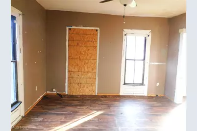 386 Washington Street, Conneaut, OH 44030 - Photo 10