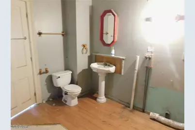 386 Washington Street, Conneaut, OH 44030 - Photo 14