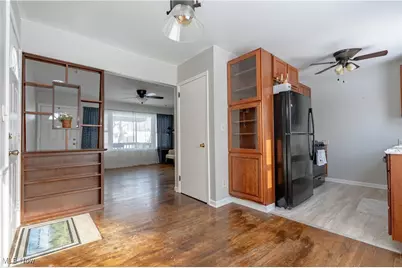 1092 Sutherland Avenue, Akron, OH 44314 - Photo 8