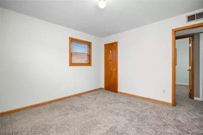 167 Clinton Avenue, Elyria, OH 44035 - Photo 16