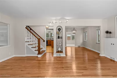 2616 Kerwick Road, University Heights, OH 44118 - Photo 10