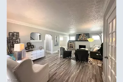 3277 Cedarbrook Road, Cleveland Heights, OH 44118 - Photo 2