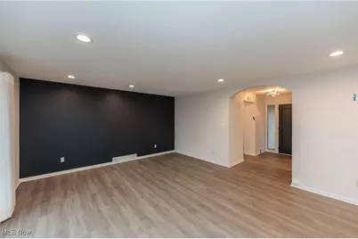 2500 Deborah Drive, Beachwood, OH 44122 - Photo 4