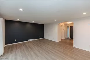 2500 Deborah Dr, Beachwood, OH 44122 - Photo 4