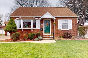 1521 Lakeside Ave NW, Canton, OH 44708 - Photo 1