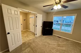 118 Carrington Ct, Elyria, OH 44035 - Photo 8