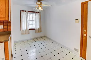 20825 Fairmount Blvd, Huber Heights, OH 44118 - Photo 14