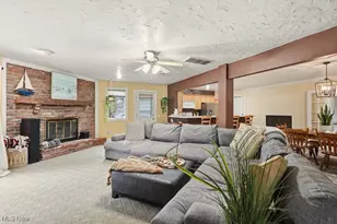 8575 E Craig Dr, Chagrin Falls, OH 44023 - Photo 16