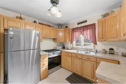 9961 Johnnycake Ridge Road, Concord, OH 44077 - Photo 4