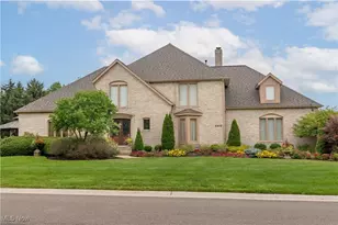 6205 Bertram Ave NW, Canton, OH 44718 - Photo 2