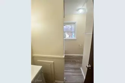 25 Zents Avenue, Youngstown, OH 44505 - Photo 8