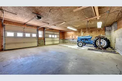 7501 Roy Andrews Road NW, New Philadelphia, OH 44663 - Photo 36