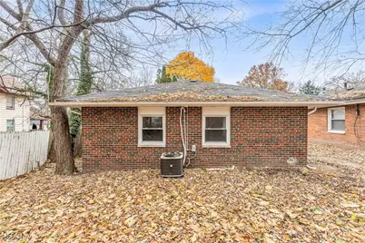 1092 Peerless Avenue, Akron, OH 44320 - Photo 22
