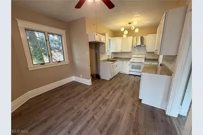 330 Garfield Street, Youngstown, OH 44502 - Photo 6