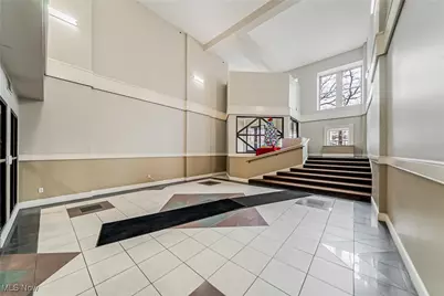 408 W Saint Clair Avenue #505, Loveland, OH 44113 - Photo 2