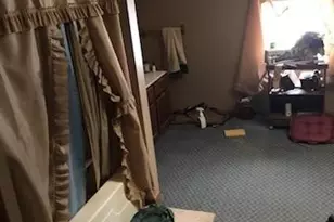 241 7th St, Elyria, OH 44035 - Photo 8