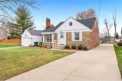 93 Southwick Road, Bedford, OH 44146 - Photo 2