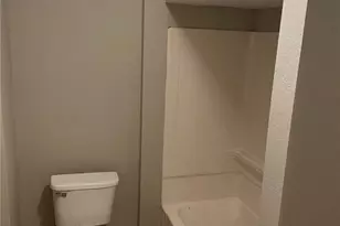 549 Garry Rd, Akron, OH 44305 - Photo 6