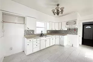 3225 Broadway, Lorain, OH 44055 - Photo 10