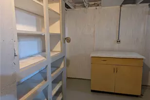 13130 Kinsman Rd, Burton, OH 44021 - Photo 16