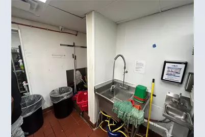 6140 Broadway Avenue, Loveland, OH 44127 - Photo 14