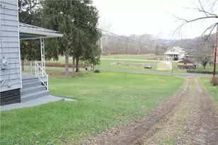 236 Ace Dr, Rayland, OH 43943 - Photo 2