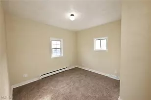 340 Indiana Ave, Chester, WV 26034 - Photo 12