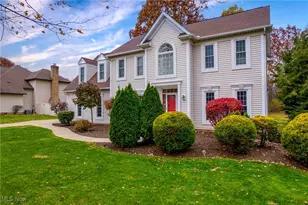 1763 Fairway Dr, Uniontown, OH 44685 - Photo 2