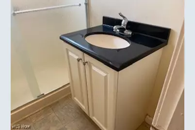 206 6th Street NW, New Philadelphia, OH 44663 - Photo 12