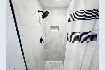 591 Hemlock Drive, Euclid, OH 44132 - Photo 28