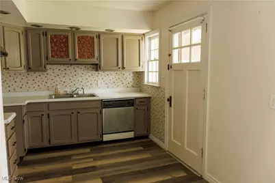 83 Beechwood Drive, Youngstown, OH 44512 - Photo 14