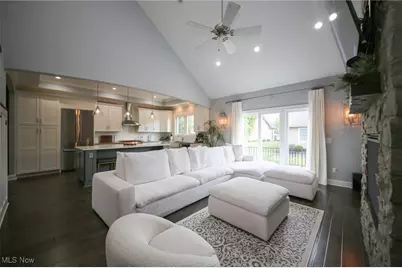 4233 Queens Gate, Avon, OH 44011 - Photo 6