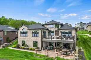 1004 Water's Edge Dr, Columbiana, OH 44408 - Photo 4