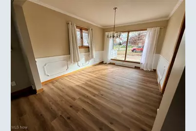 702 35th Street NW, Canton, OH 44709 - Photo 6