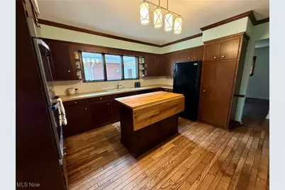 702 35th Street NW, Canton, OH 44709 - Photo 8