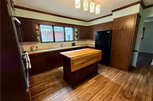 702 35th St NW, Canton, OH 44709 - Photo 8