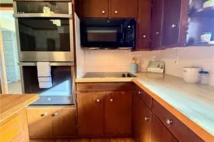 702 35th St NW, Canton, OH 44709 - Photo 10