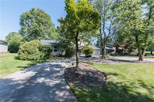 25111 S Woodland Rd, Beachwood, OH 44122 - Photo 42