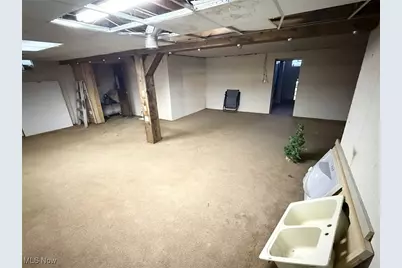 6424 Walrath Circle, Ashtabula, OH 44004 - Photo 14