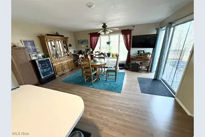 6424 Walrath Circle, Ashtabula, OH 44004 - Photo 8